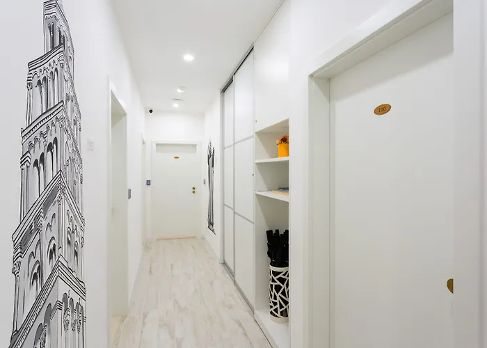 Luxury Fetivi 4* Split