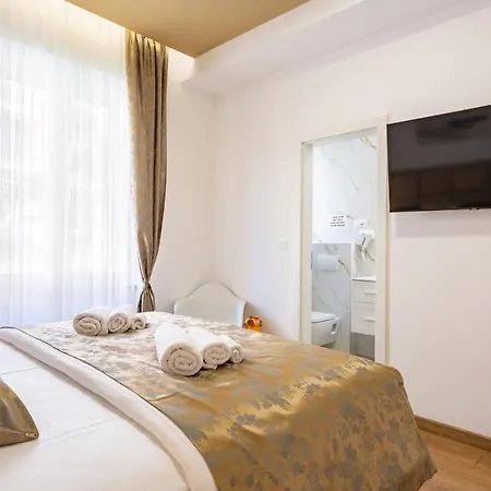 Luxury Fetivi 4* Split