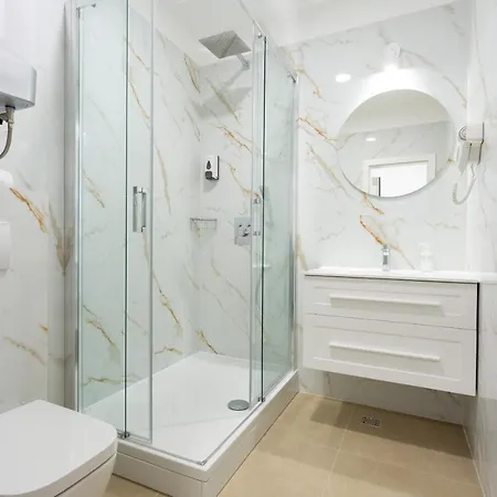 Luxury Fetivi بيت ضيافة