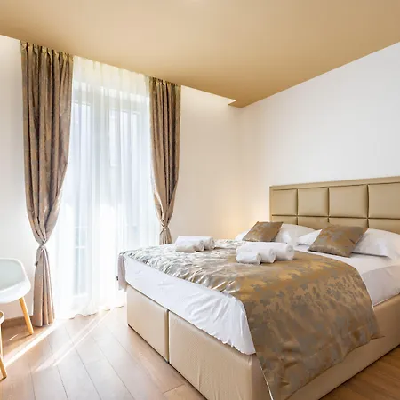 بيت ضيافة Luxury Fetivi سبليت