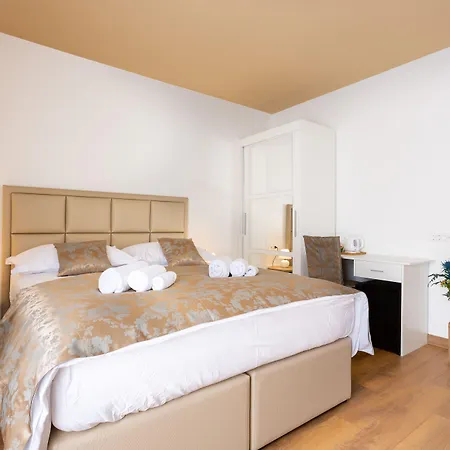 Maison d'hôtes Luxury Fetivi Split