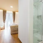 Luxury Fetivi