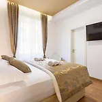 Konukevi Luxury Fetivi 4*