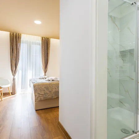 Luxury Fetivi